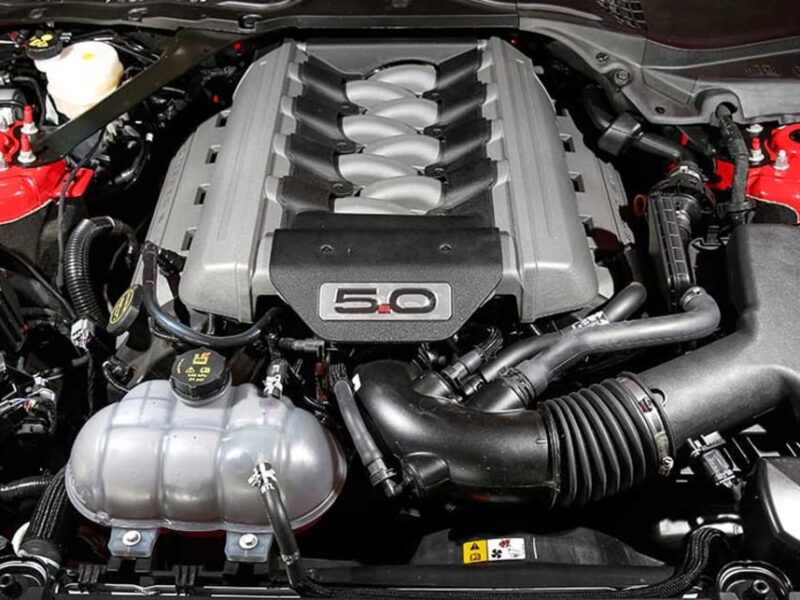 Ford-Mustang-V8-GT-coupe-2016-7